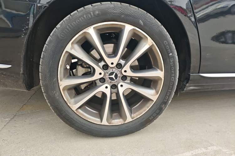 Used Mercedes-Benz E-Class 2016 E 200 L
