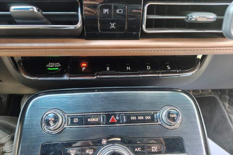 Used Lincoln Nautilus 2021 2.0T Four-Wheel Drive Luxury Edition