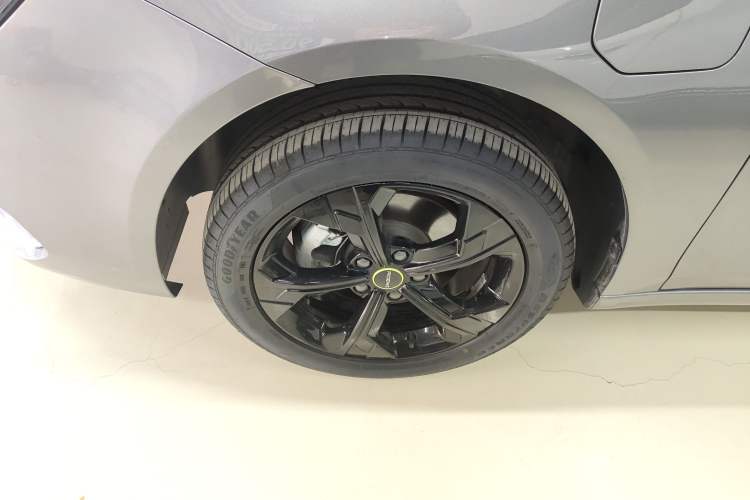 Used Roewe i6 MAX New Energy 2022 EV 500 Skyroof Flagship Edition