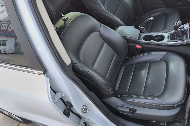 Used Geely Auto Emgrand GS 2016 Sports Edition 1.8L Manual LingShang Model Right Front Seat