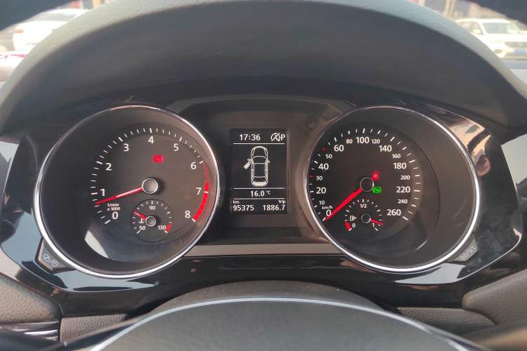 Used Volkswagen Sagitar 2018 280TSI DSG Comfort Model
