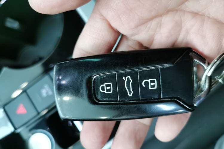 Used Volkswagen Touareg 2022 3.0 TSI Luxury Edition Black Diamond Sport Package