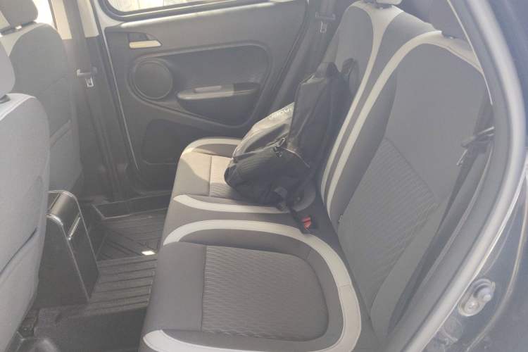 Used ORA Black Cat 2021 301 km Basic Version
