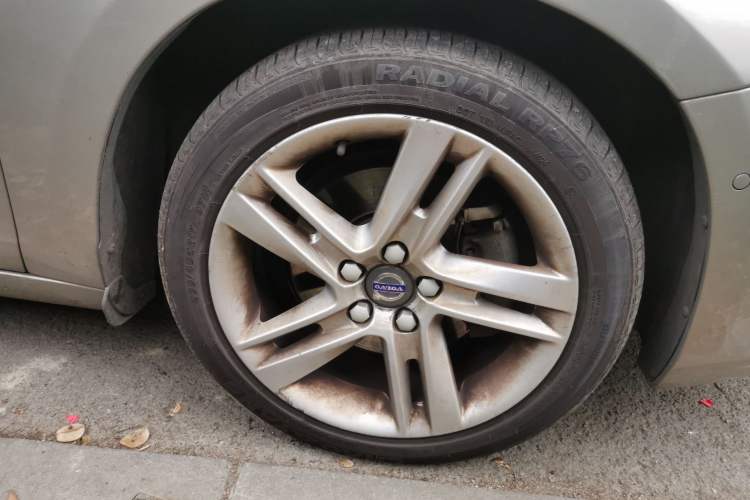 Used Volvo V60 2016 T5 Zhiya Edition Right Front Wheel Hub