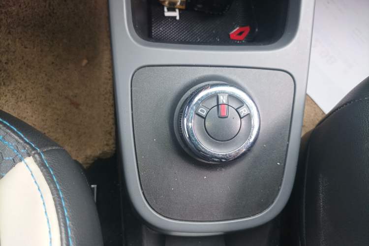 Used Renault E-Nuo 2019 e-Intelligent Model Gear Lever