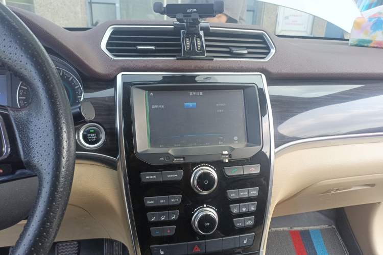 Used Haval H2 2014 1.5T Manual Two-Wheel Drive Elite Edition