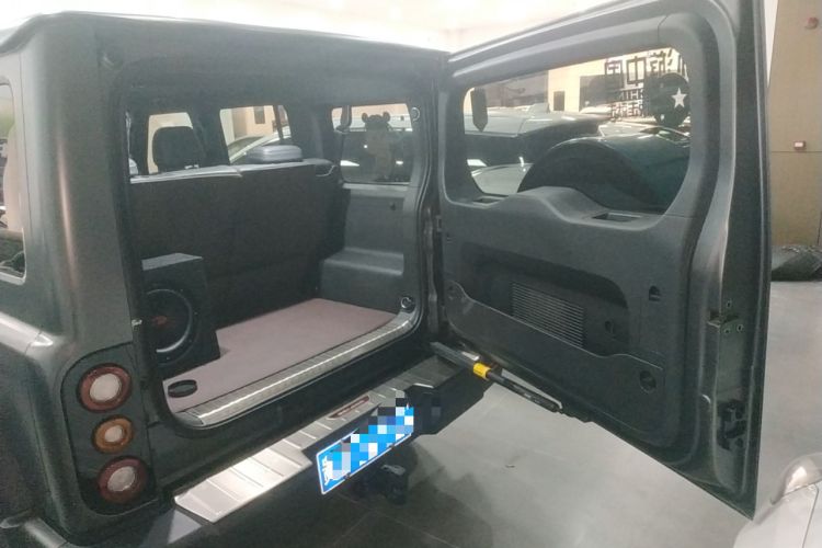 Used 212 T01 2024 2.0T Explorer
