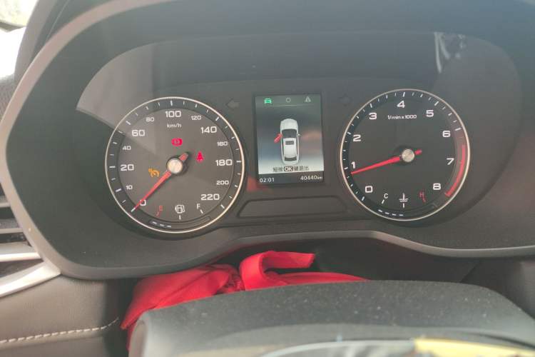 Used Roewe i5 2020 1.5L Manual 4G Connect Leehao Flagship Edition
