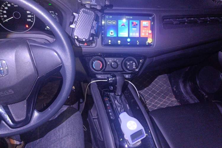 Used Honda Vezel 2022 1.5L CVT Elite Smart Edition
