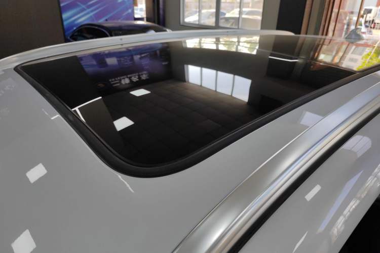 Used BYD Tang New Energy 2024 DM-i Glory Edition 112KM Prestige Model
