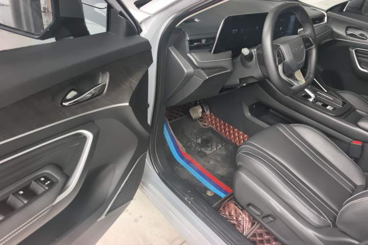 Used Venucia V 2021 260T Idol Edition