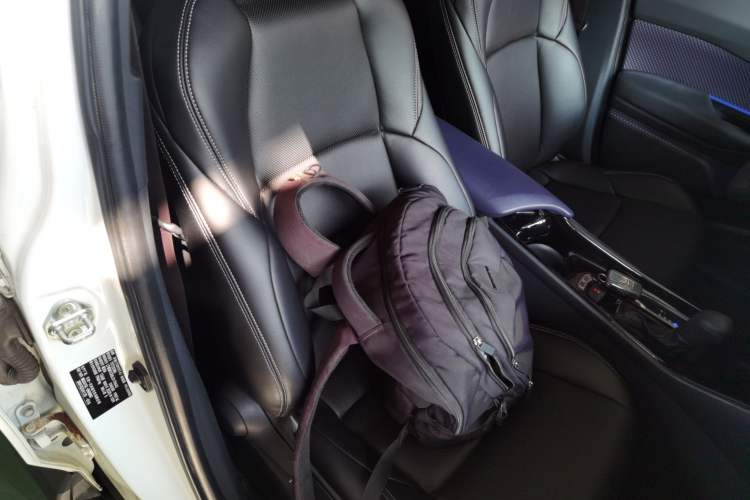 Used Toyota IZOA 2020 2.0L Enjoy Edition