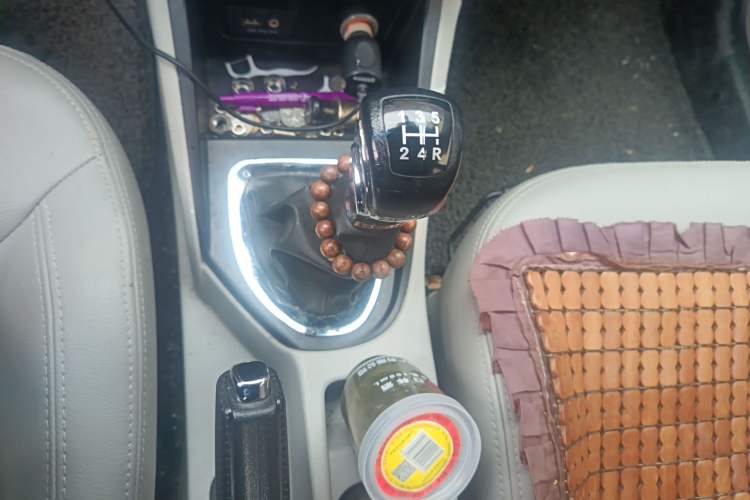 Used JAC Group Heyue 2014 1.5L Manual Luxury Version China IV Standard
