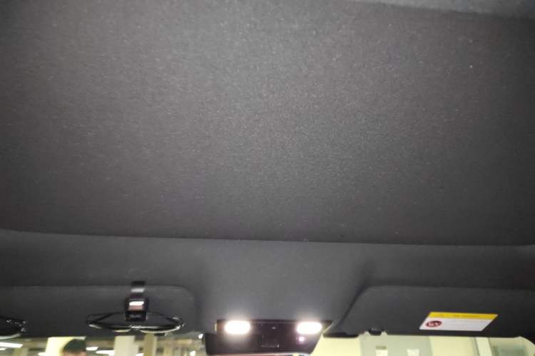 Used Li Auto L8 2024 Pro Model
