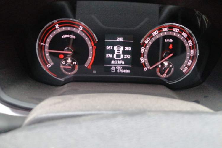 Used SAIC MAXUS T70 2021 2.0T Diesel Manual 4x4 Elite Edition with Long Bed and High Ground Clearance
