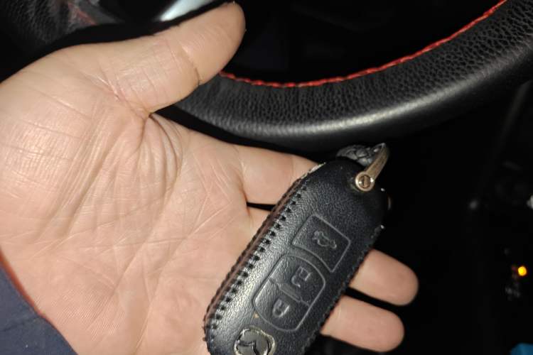 Used Mazda 3 Axela 2017 Sedan 1.5L Automatic Luxury Model Emission Standard China V