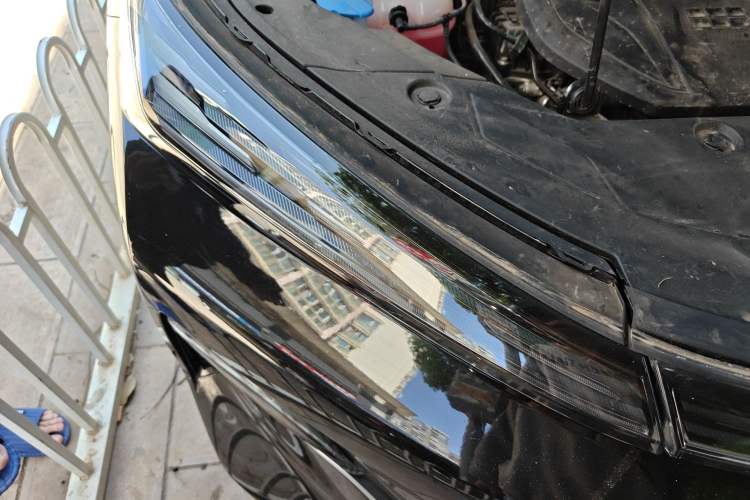 Used Geely Galaxy Xingjian 7 EM-i 2025 120km Exploration+ Version
