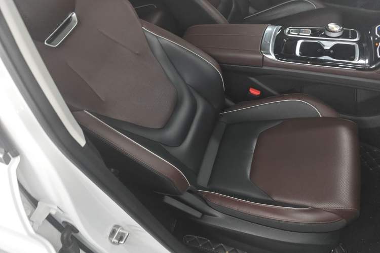 Used SOL QX 2021 300T DCT Prestige Smart Connectivity Version