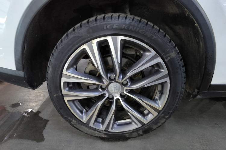 Used BYD Tang 2018 2.0T Automatic SmartConnect Prestige 5-Seater Emission Standard China V
