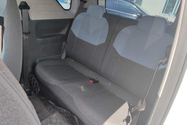 Used Geely Galaxy Panda 2024 Panda Mini 200km Endurance Bear
