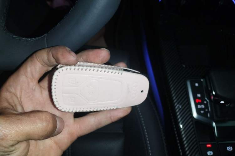 Used Audi A4L 2022 40 TFSI Luxury Dynamic Model
