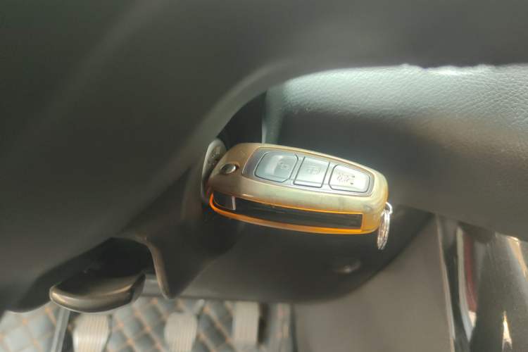 Used Ford Focus 2017 Sedan EcoBoost 125 Manual – Ultra-Style Edition with SmartDrive Features