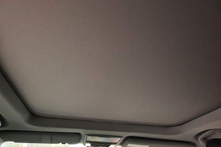 Used Honda CR-V 2017 240TURBO CVT Front-Wheel Drive Fashion Edition
