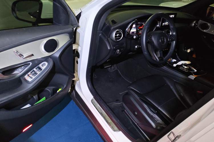 Used Mercedes-Benz GLC 2016 GLC 200 4MATIC Driver Seat