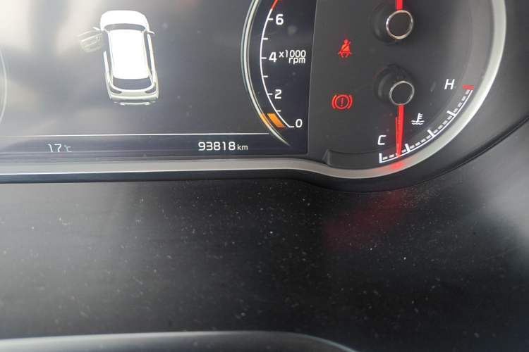 Used Kia Sportage R 2019 2.0L Automatic Smart Luxury Edition Odometer Close Up