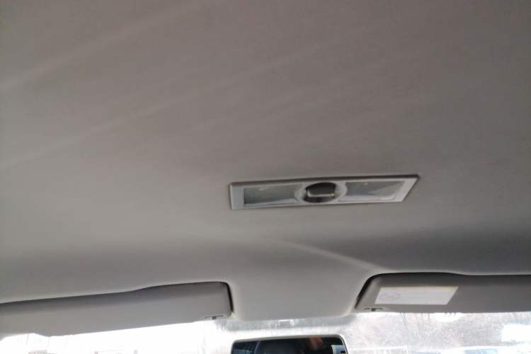 Used Volkswagen Lavida 2017 1.6L Automatic Comfort Edition Headliner