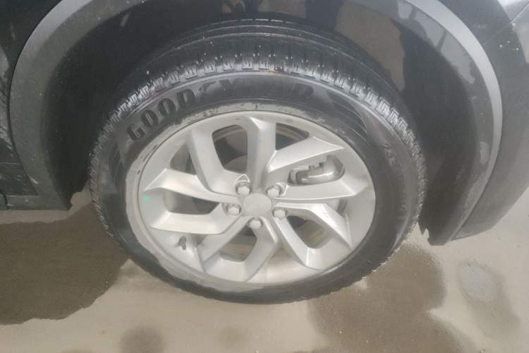 Used Lynk & Co 01 2023 2.0TD Two-Wheel Drive Asian Games Edition Right Rear Wheel Hub