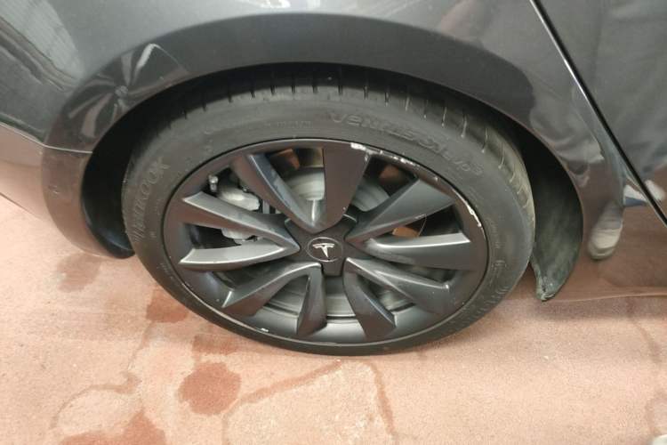 Used Tesla Model 3 2019 Standard Range Rear-Drive Upgraded Version Right Rear Wheel Hub