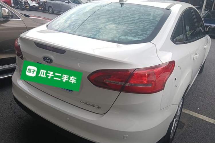 Used Ford Focus 2015 Sedan 1.6L Automatic Trend Model Rear Right 45 Deg