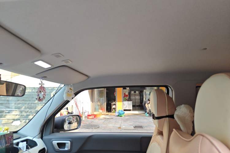 Used Geely Galaxy Panda 2023 Panda Mini 200km Endurance Bear Headliner