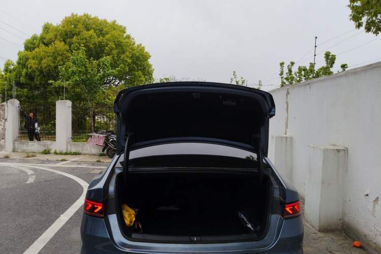 Used BYD Qin PLUS 2024 HONOR Edition DM-i 55KM Leading Model Trunk