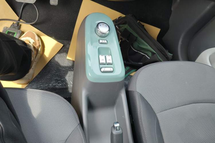 Used CHANGAN NEVO Lumin 2025 205km Refreshing Edition Gear Lever