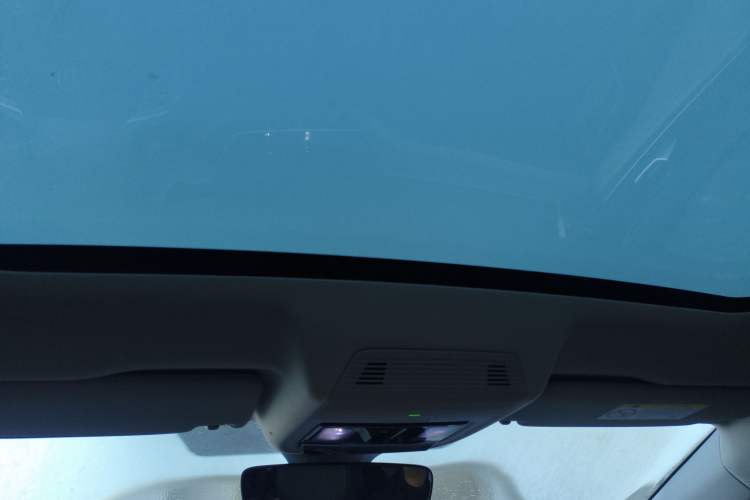 Used Volkswagen ID.6 CROZZ 2022 Long-Range PRO Edition
