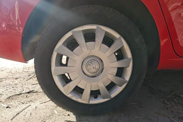 Used Skoda Rapid Spaceback 2016 Revised Version 1.6L Automatic Front-Drive Edition
