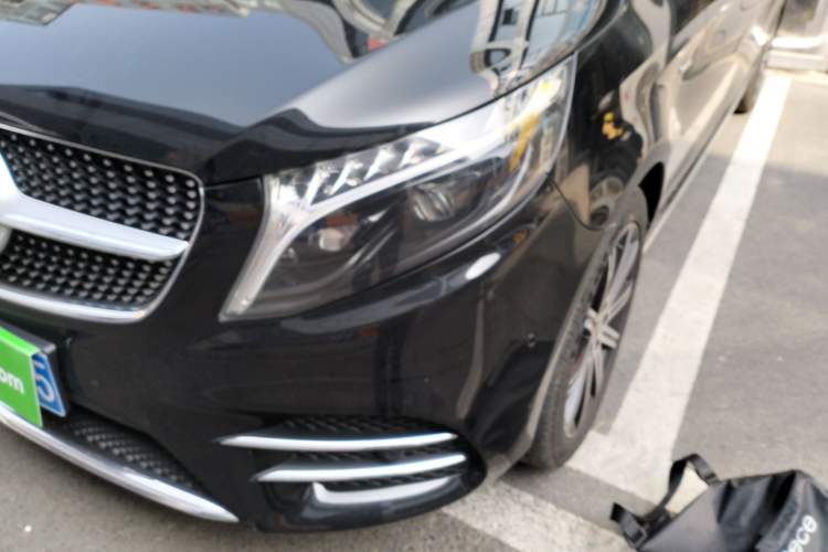 Used Mercedes-Benz V-Class 2022 V 260 L Long-wheelbase Luxury Edition