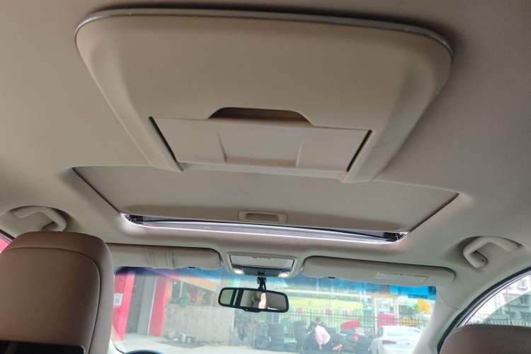 Used Honda Odyssey 2015 2.4L Supreme Edition Headliner