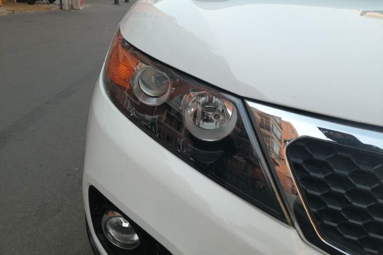 Used Kia Sorento 2012 2.4L Gasoline Luxury Edition