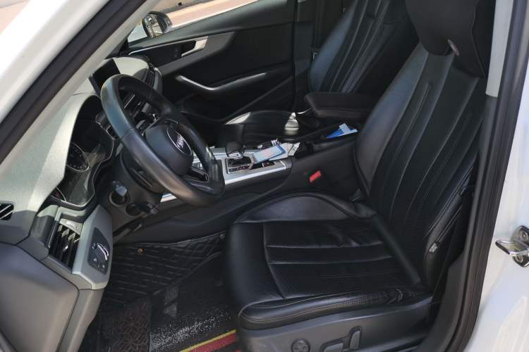 Used Audi A4L 2017 Plus 40 TFSI Ambition Model Left Front Seat