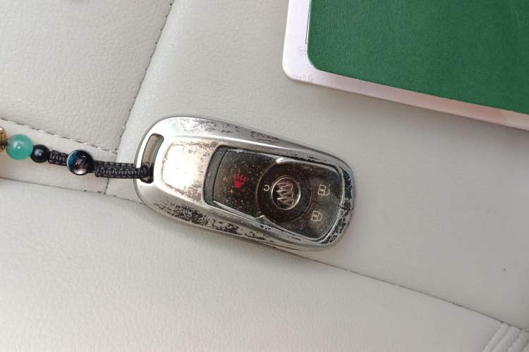 Used Buick GL8 2017 ES 28T Comfort Model China V Standard Vehicle Key