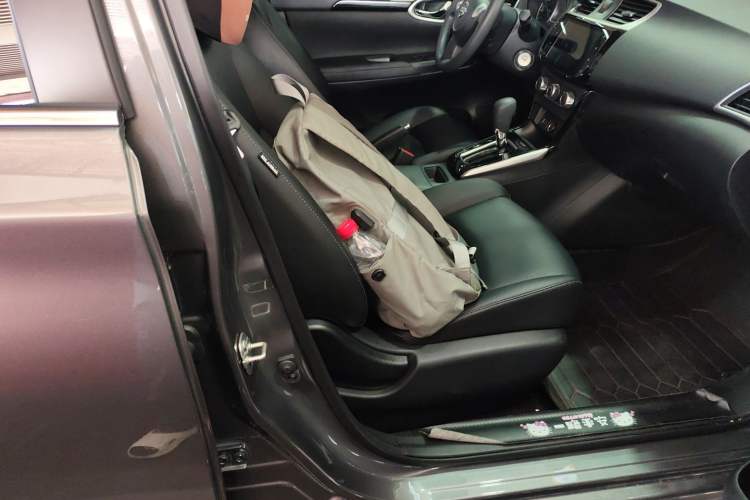 Used Nissan Sylphy 2024 Classic 1.6XL CVT Luxury Edition Right Front Seat