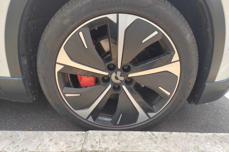 Used Nio ES6 2023 75 kWh
