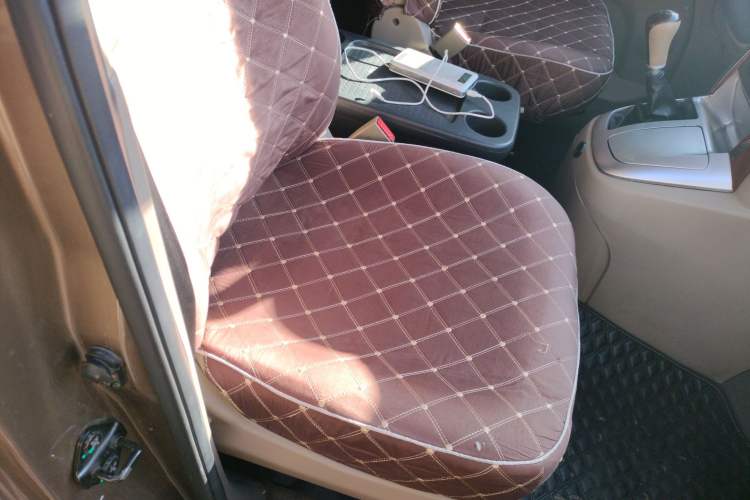 Used Foton Scenic G5 2020 2.0L Long-Wheelbase Flat-Roof 9-Seater Multi-Purpose Passenger Vehicle 1TZS