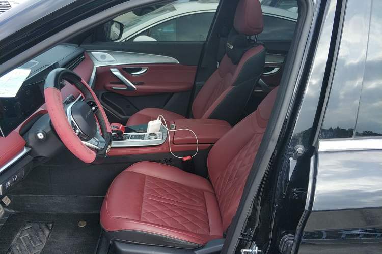 Used JETOUR X70 PLUS 2023 1.6T DCT Stronger 7-Seater