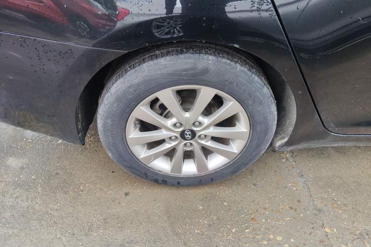 Used Hyundai Mistra 2014 1.8L Automatic Smart GLS