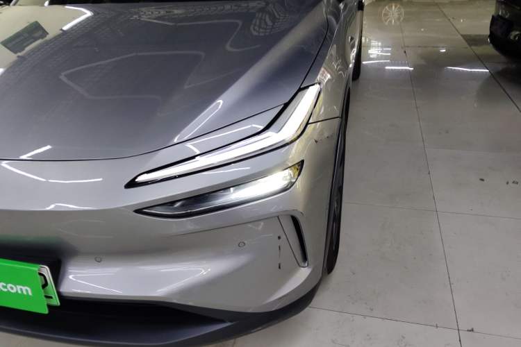 Used ONVO L60 2024 60 kWh Rear-Drive Version
