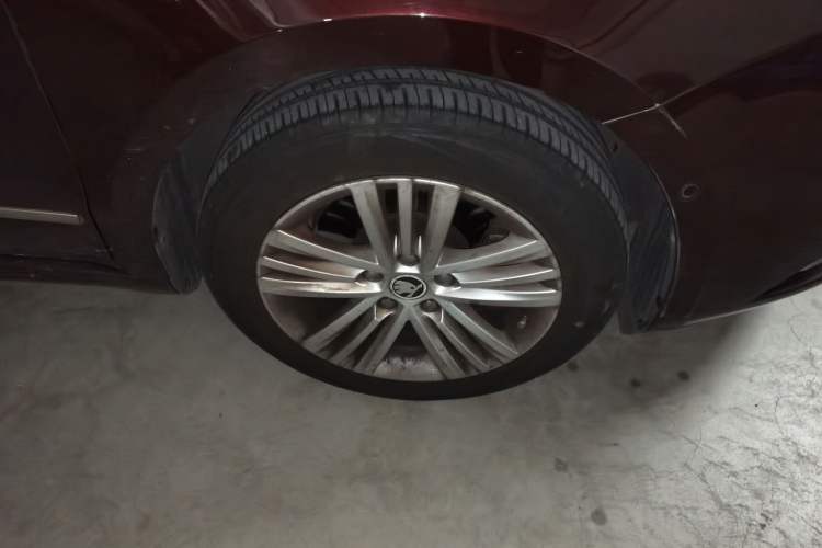 Used Skoda Superb 2013 1.8TSI Automatic Yashi Edition